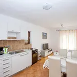 Διαμέρισμα By The Sea Tisno, Murter - 5130 Tisno