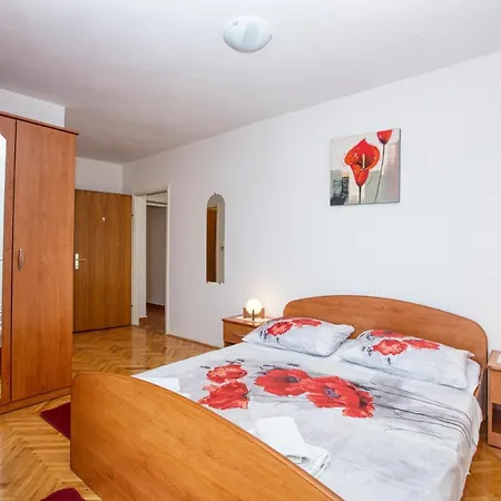 Apartments By The Sea Tisno, Murter - 5130 Apartment Tisno