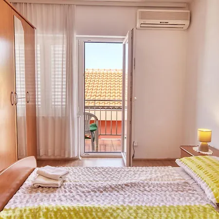 Apartments By The Sea Tisno, Murter - 5130 Apartment
