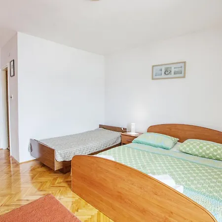 Appartement By The Sea Tisno, Murter - 5130