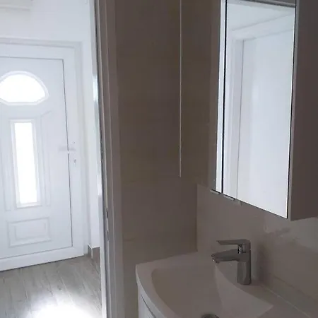 Apartmán By The Sea Tisno, Murter - 5130 *