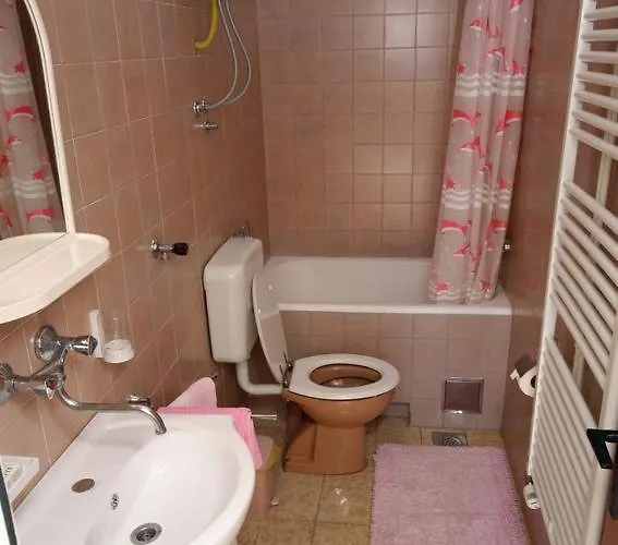 アパート By The Sea Tisno, Murter - 5130 ティスノ