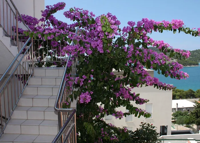 By The Sea Tisno, Murter - 5130 ティスノ